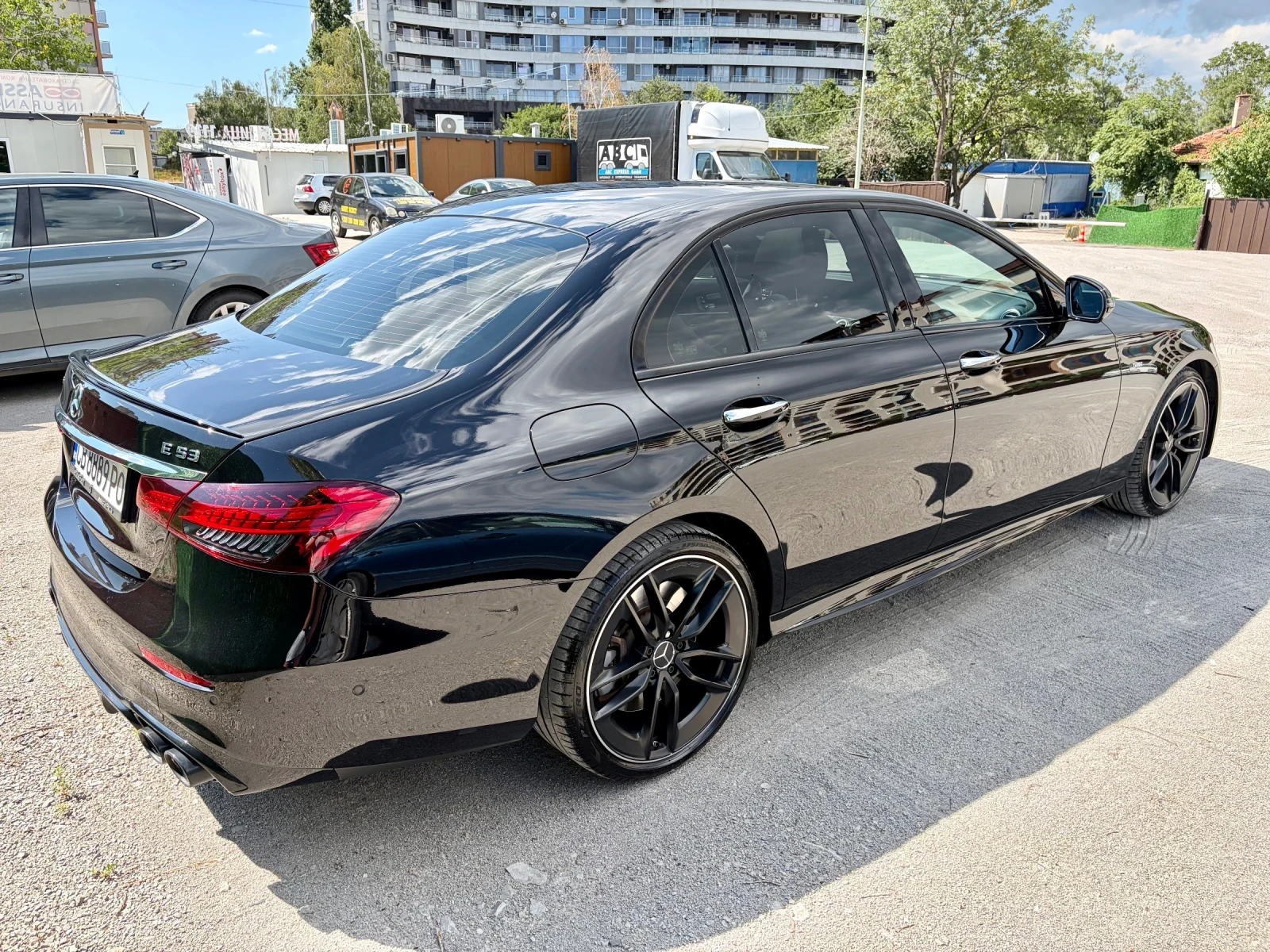 Mercedes-Benz E 53 AMG Burmester | Head-Up | Distronic | Massage, снимка 8 - Автомобили и джипове - 55451456