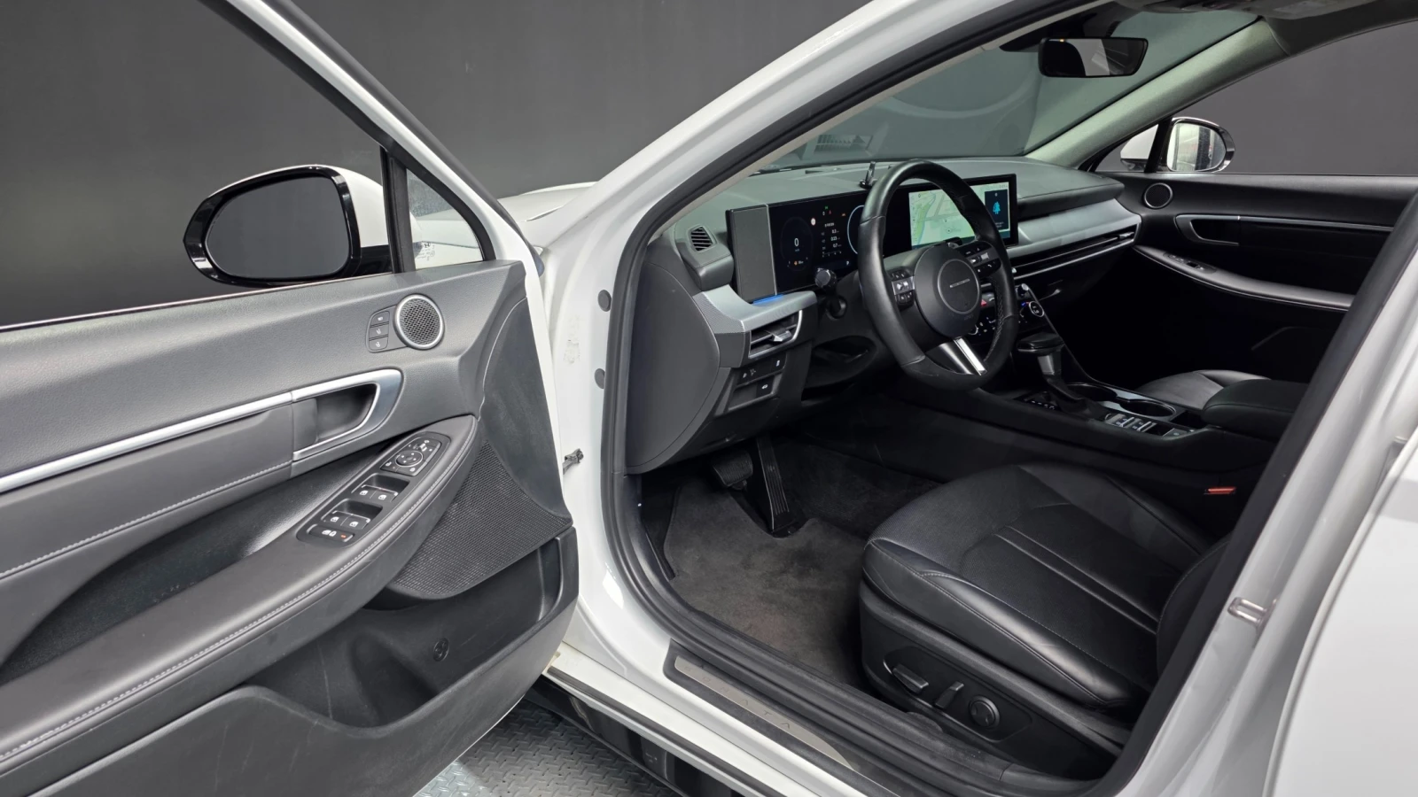 Hyundai Sonata 2.0 LPG, снимка 9 - Автомобили и джипове - 55527903