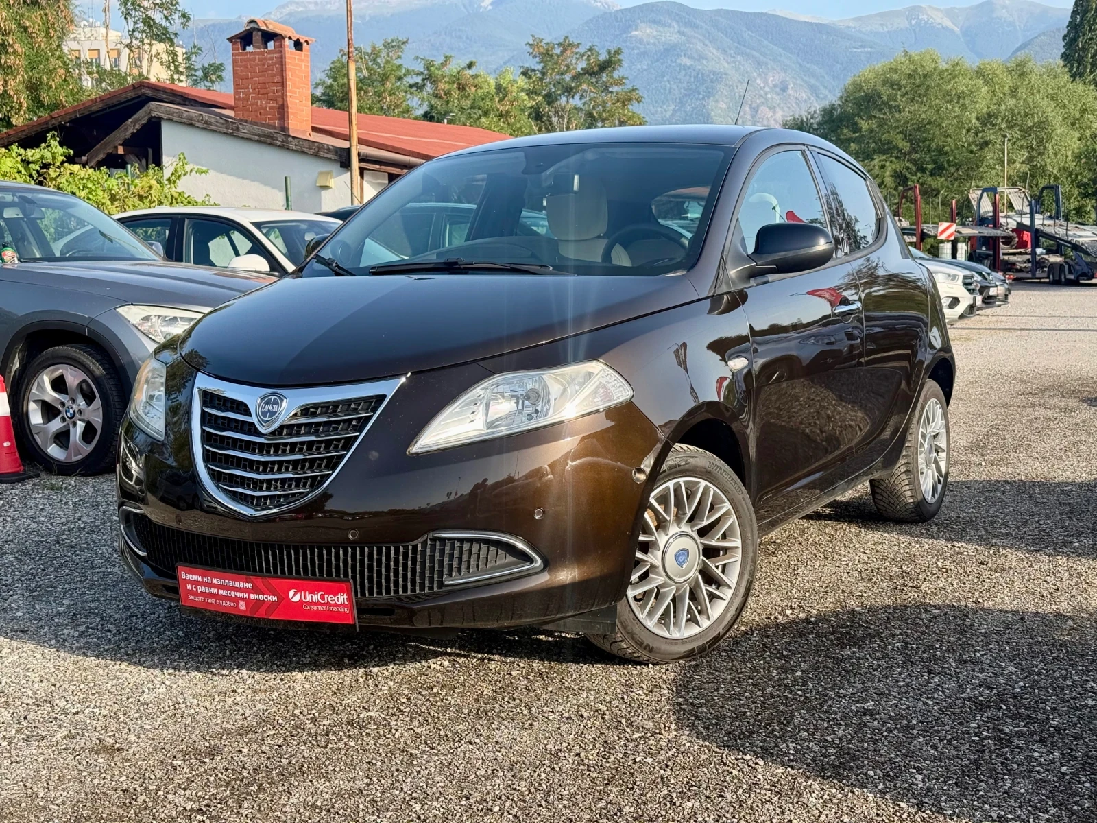 Lancia Ypsilon Платинум, Италия, АвтономноПаркиране, Уникат! 