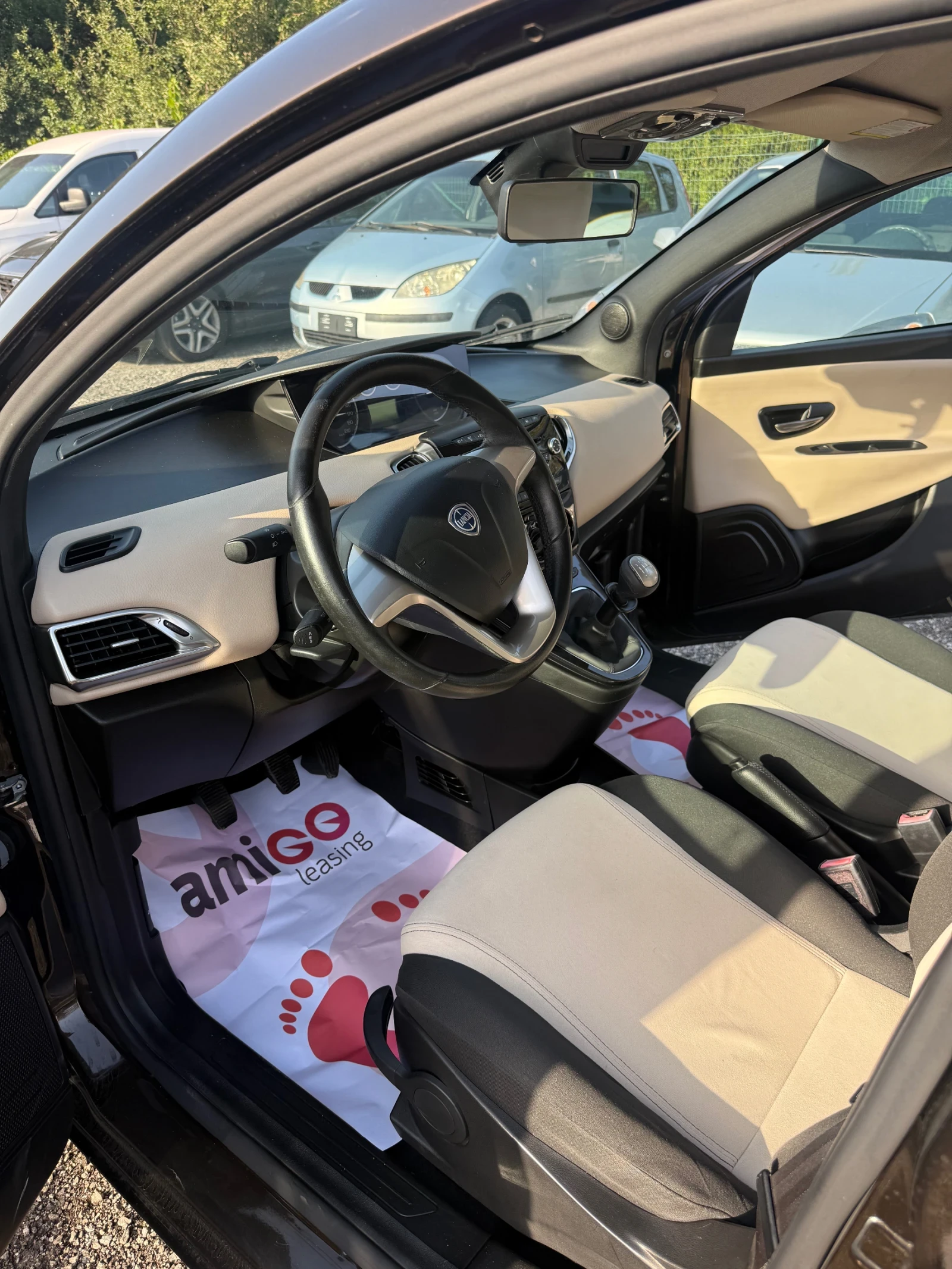 Lancia Ypsilon Платинум, Италия, АвтономноПаркиране, Уникат! , снимка 7 - Автомобили и джипове - 55848951