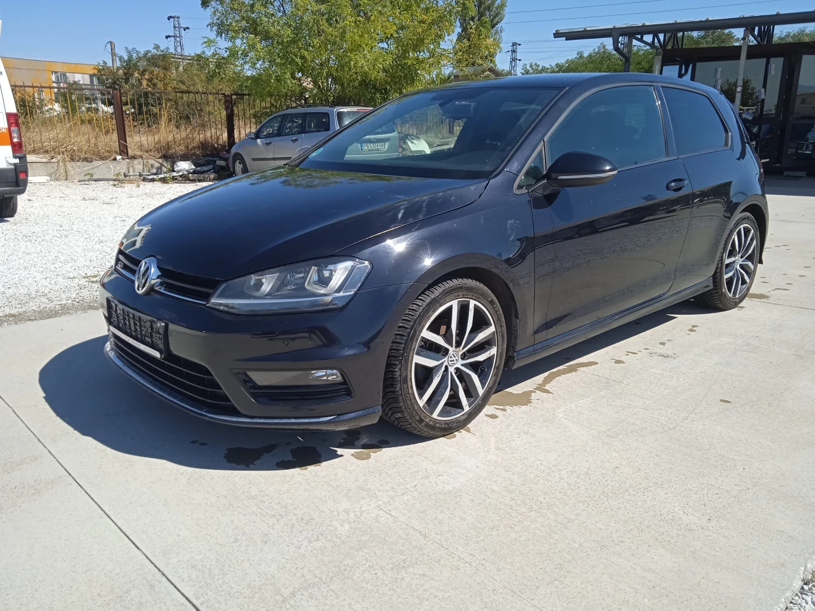 VW Golf R line