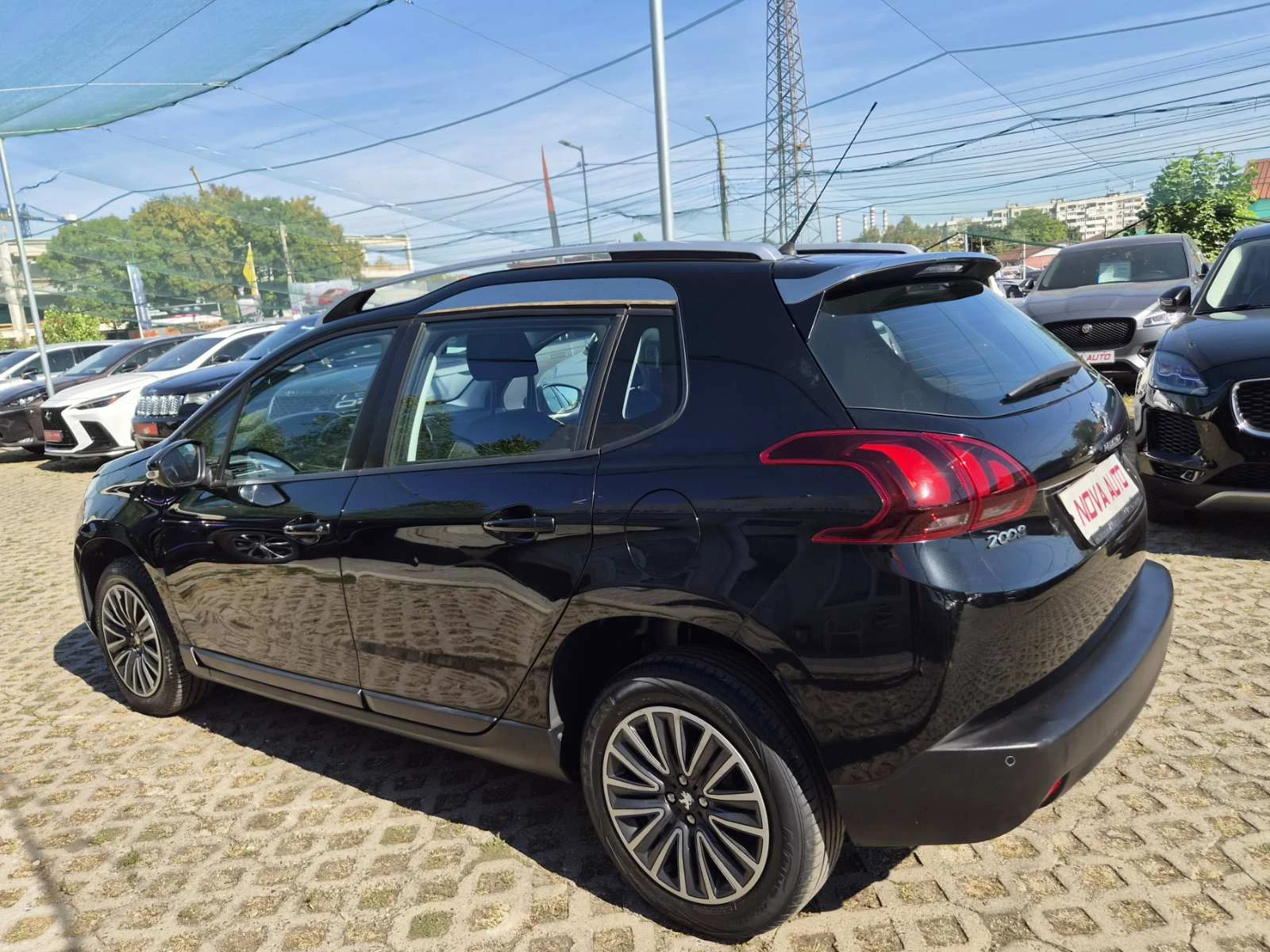 Peugeot 2008 1.6HDI-2017г-FACE LIFT, снимка 2 - Автомобили и джипове - 56338544