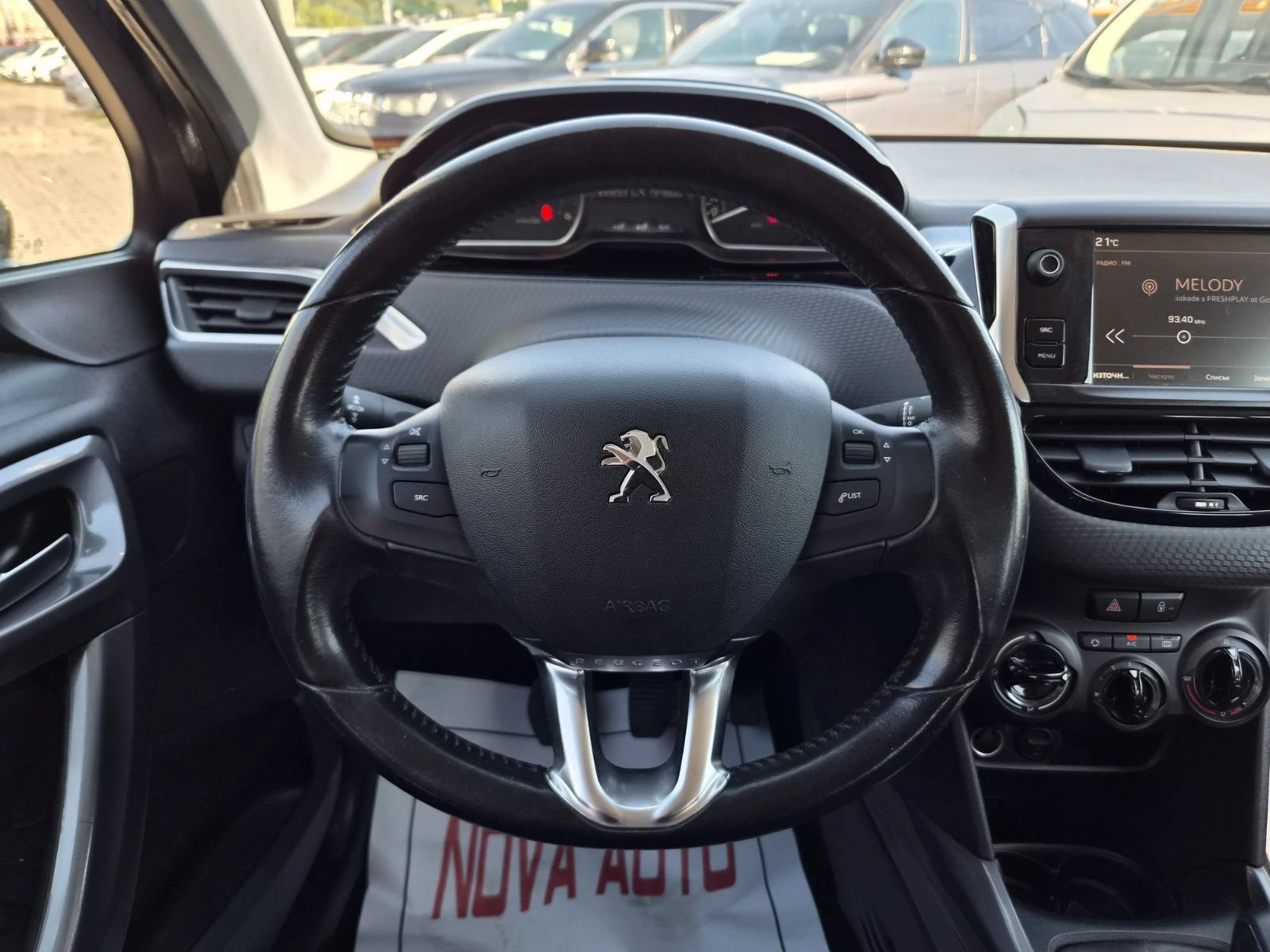 Peugeot 2008 1.6HDI-2017г-FACE LIFT, снимка 9 - Автомобили и джипове - 56338544