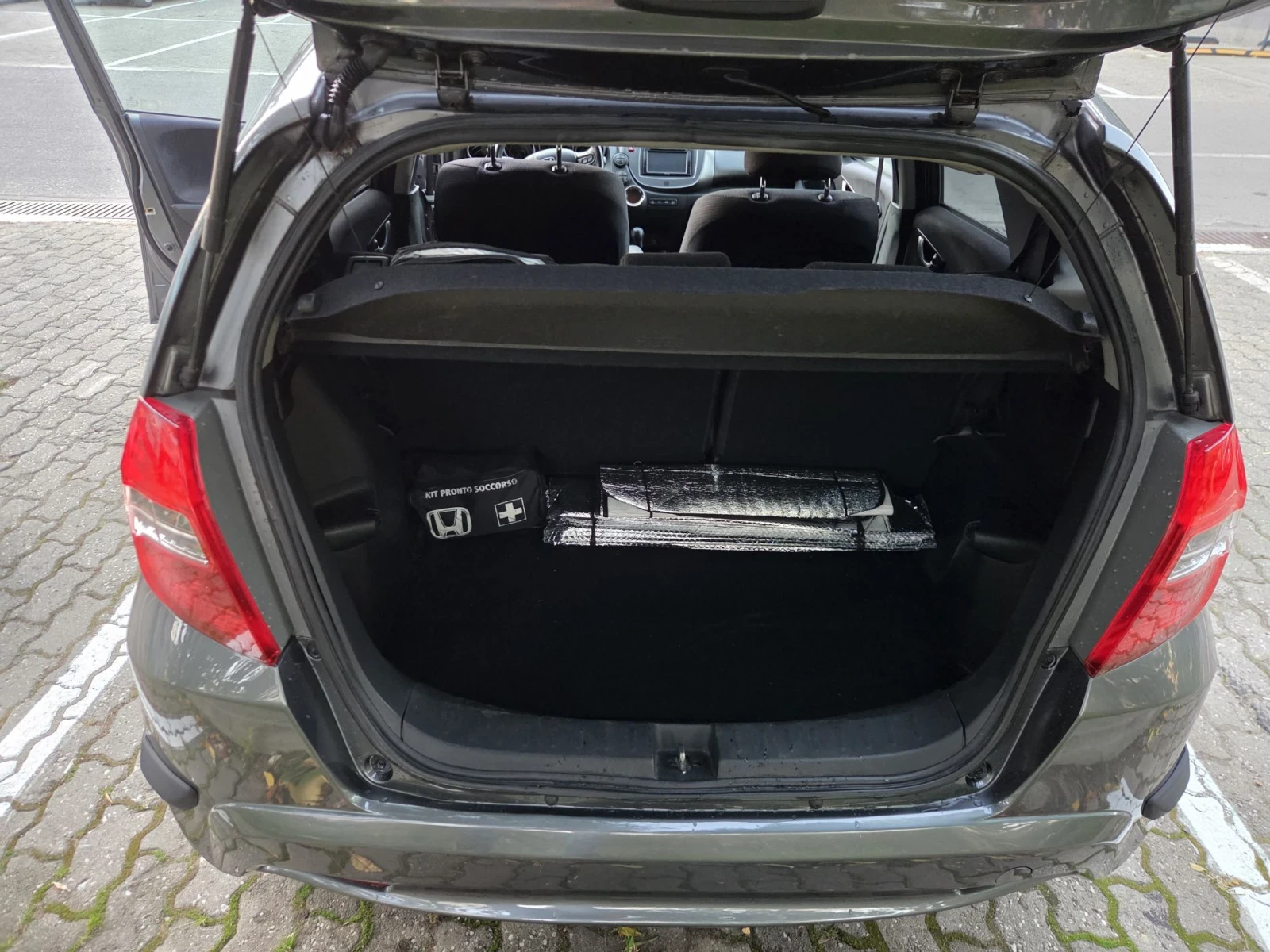 Honda Jazz 1, 4  , снимка 13 - Автомобили и джипове - 56339843