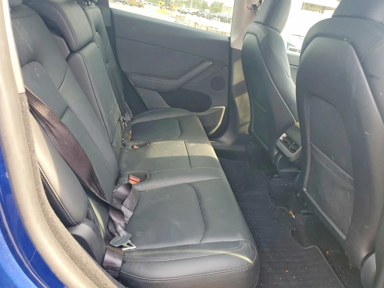 Tesla Model Y, снимка 10 - Автомобили и джипове - 56375432