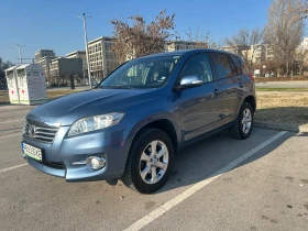 Toyota Rav4 D4D нов внос Германия 1ви собственик, снимка 2