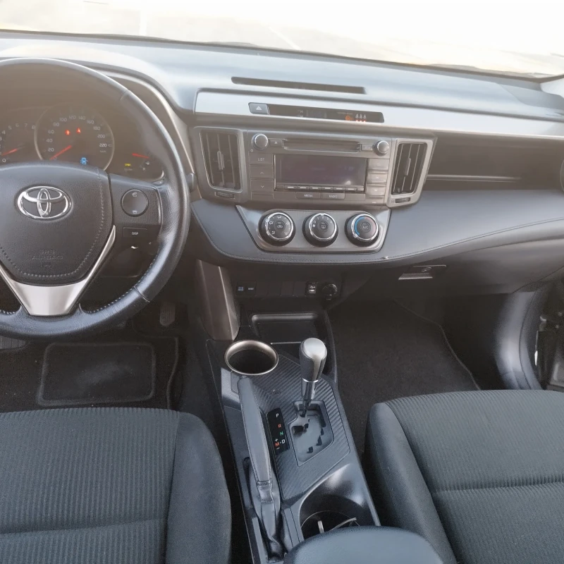 Toyota Rav4 2.0 4x4  Швейцария , снимка 10 - Автомобили и джипове - 47398553