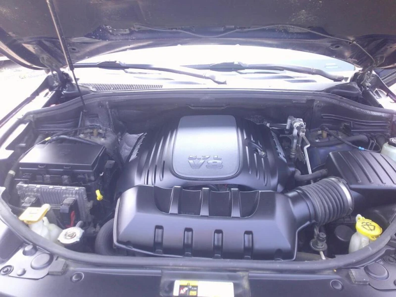 Jeep Grand cherokee Overland* HEMI* Distronic* Въздух* Подгрев* Обдух*, снимка 15 - Автомобили и джипове - 52317721