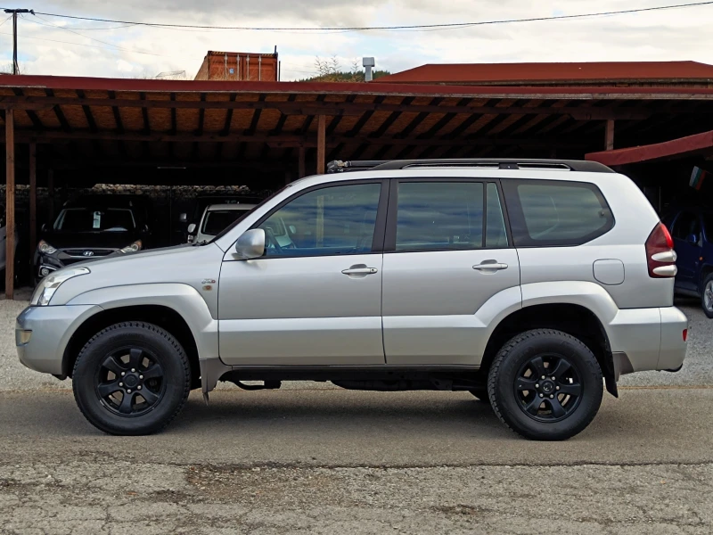 Toyota Land cruiser 3.0 D4D* АВТОМАТИК* 4Х4* БАВНИ* БЛОКАЖ* NAVI* , снимка 7 - Автомобили и джипове - 52229848