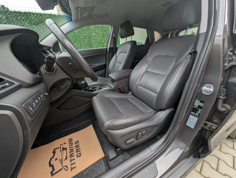 Hyundai Tucson 2.0CRDI* 4x4* Premium* Обдухване* Keyless, снимка 10 - Автомобили и джипове - 52859090