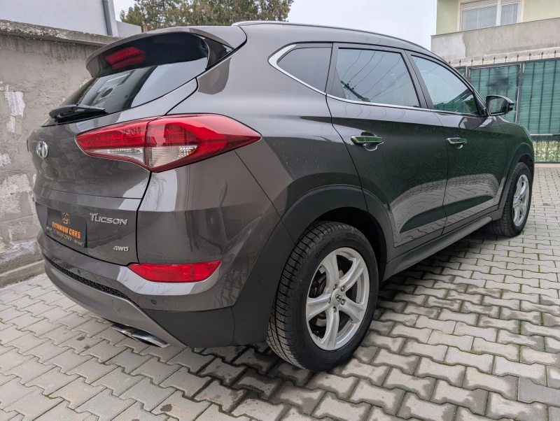 Hyundai Tucson 2.0CRDI* 4x4* Premium* Обдухване* Keyless, снимка 7 - Автомобили и джипове - 52859090