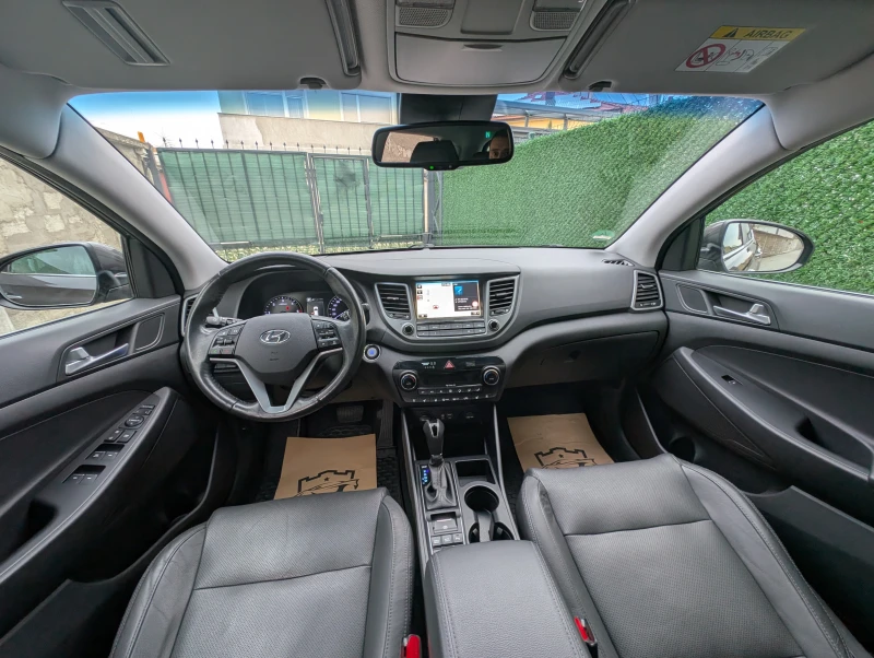 Hyundai Tucson 2.0CRDI* 4x4* Premium* Обдухване* Keyless, снимка 9 - Автомобили и джипове - 52859090