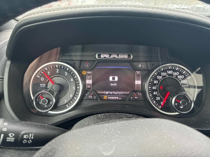 Dodge RAM 1500 2019 SPORT 5.7 * БЕЗ ПЪРВОНАЧАЛНА ВНОСКА* , снимка 8 - Автомобили и джипове - 53176904