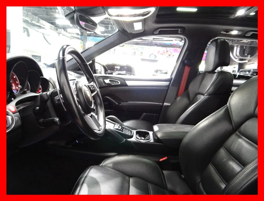 Porsche Cayenne GTS * AWD* АвтоКредит* (ЦЕНА ДО БГ) - изображение 9