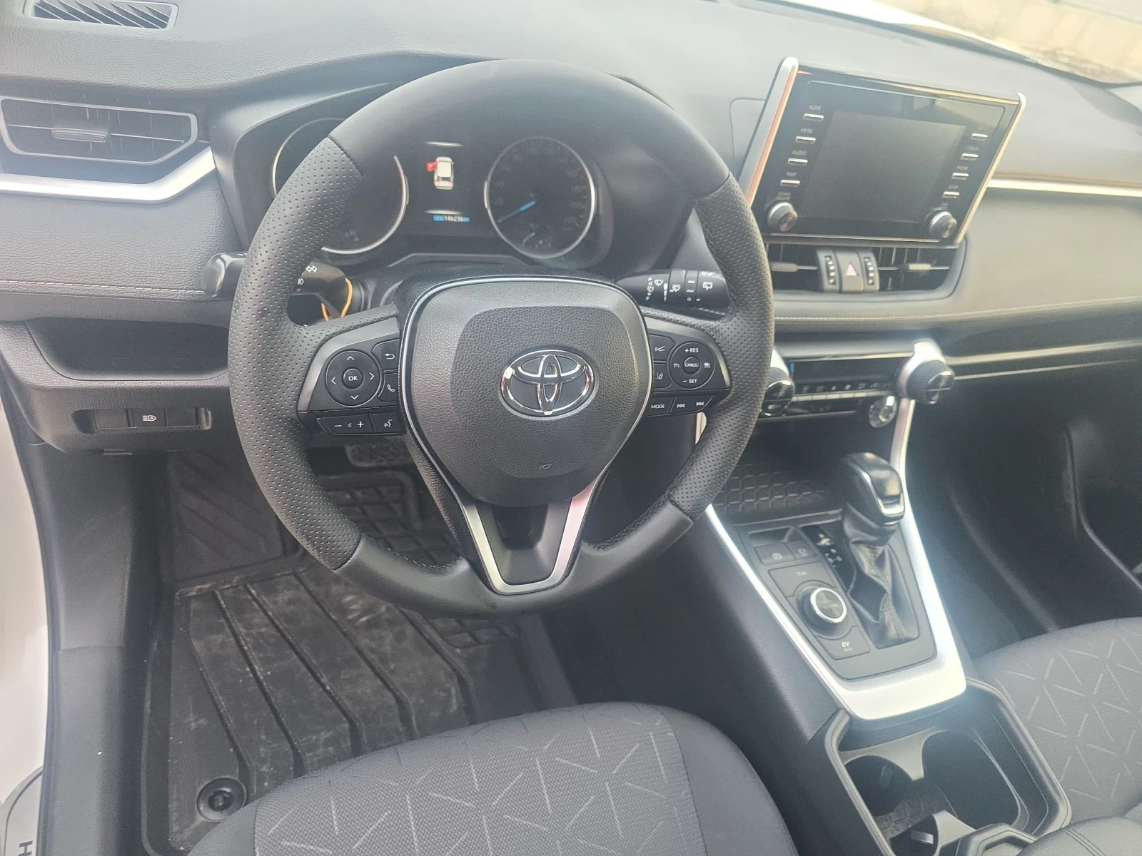 Toyota Rav4 2.5.Hibrid 4x4 222ps - изображение 8