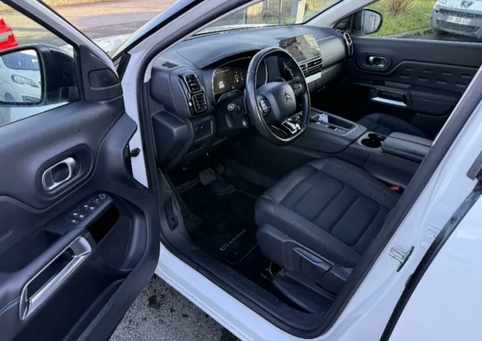 Citroen C5 Aircross 1.5BLUE HDI EAT8 131 - изображение 3