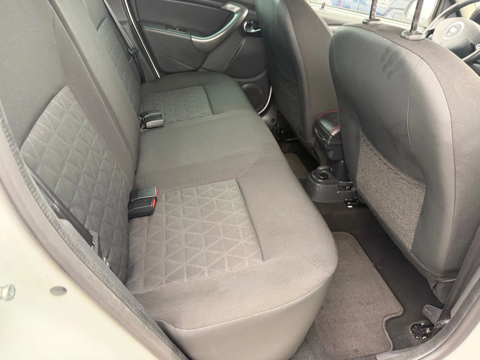 Dacia Duster 1.5 DCI 4X4 | Mobile.bg � ����������� 13