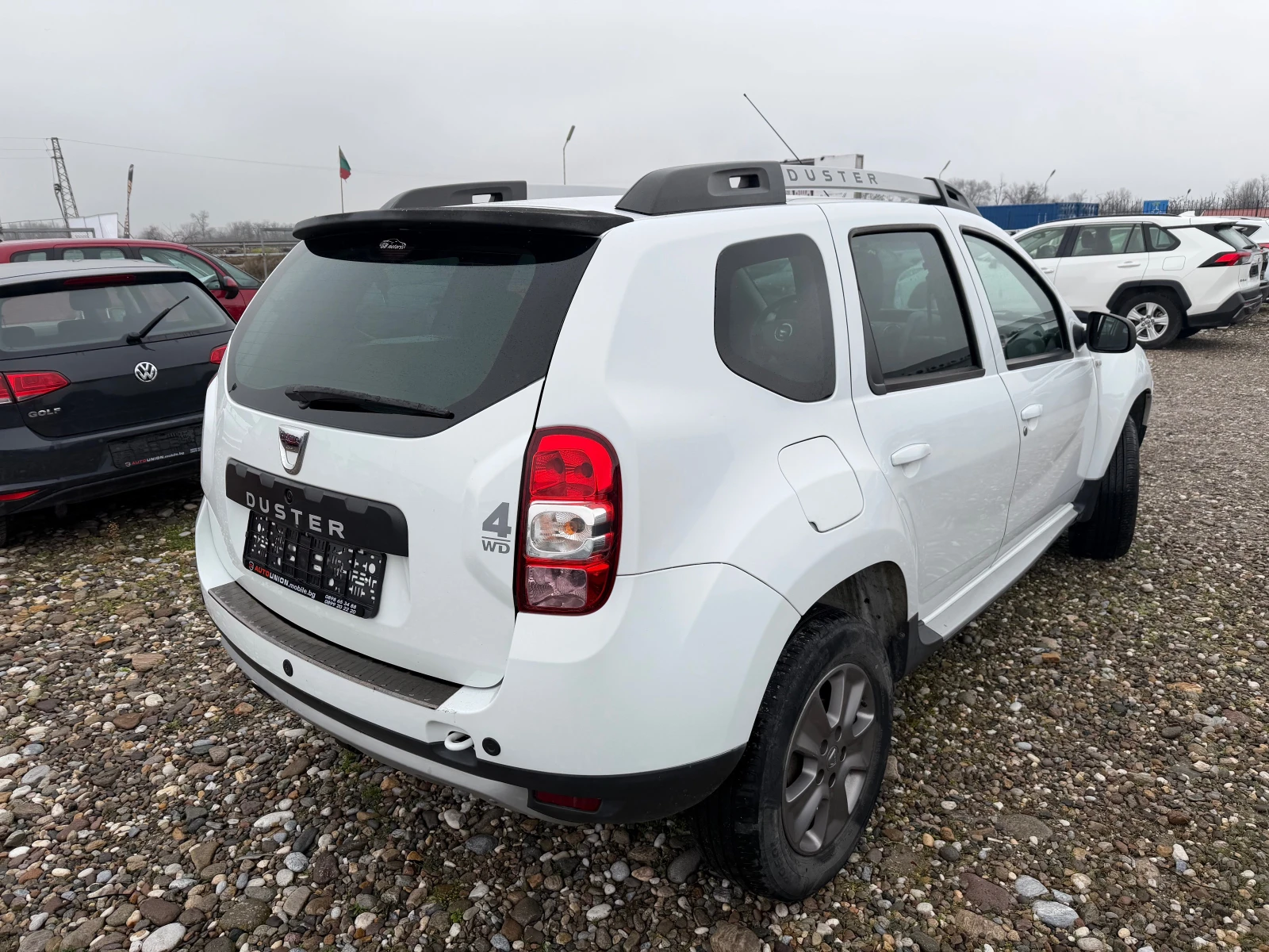 Dacia Duster 1.5 DCI 4X4 - изображение 5