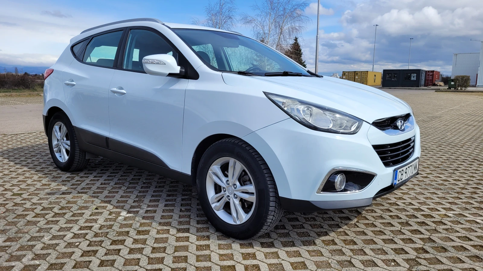 Hyundai IX35, снимка 2 - Автомобили и джипове - 53940275