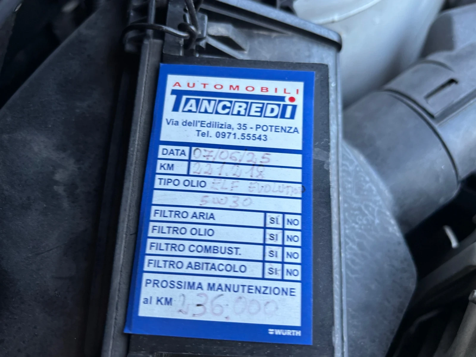 Nissan Qashqai 1.6 DCI, 4x4, FACELIFT, TOP, снимка 15 - Автомобили и джипове - 54009153