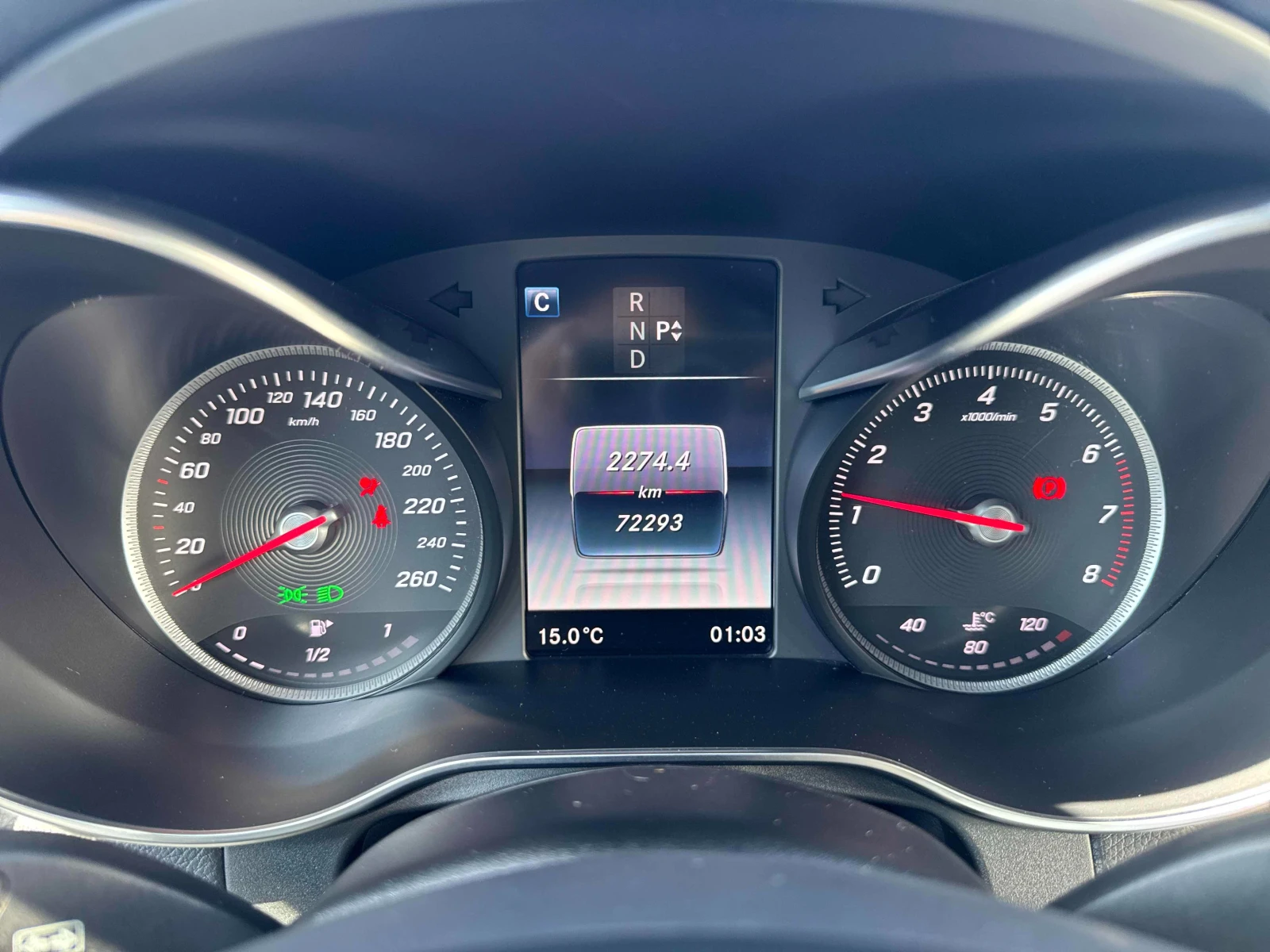 Mercedes-Benz GLC 300 * * CARFAX * * АВТО КРЕДИТ * * , снимка 10 - Автомобили и джипове - 54155983