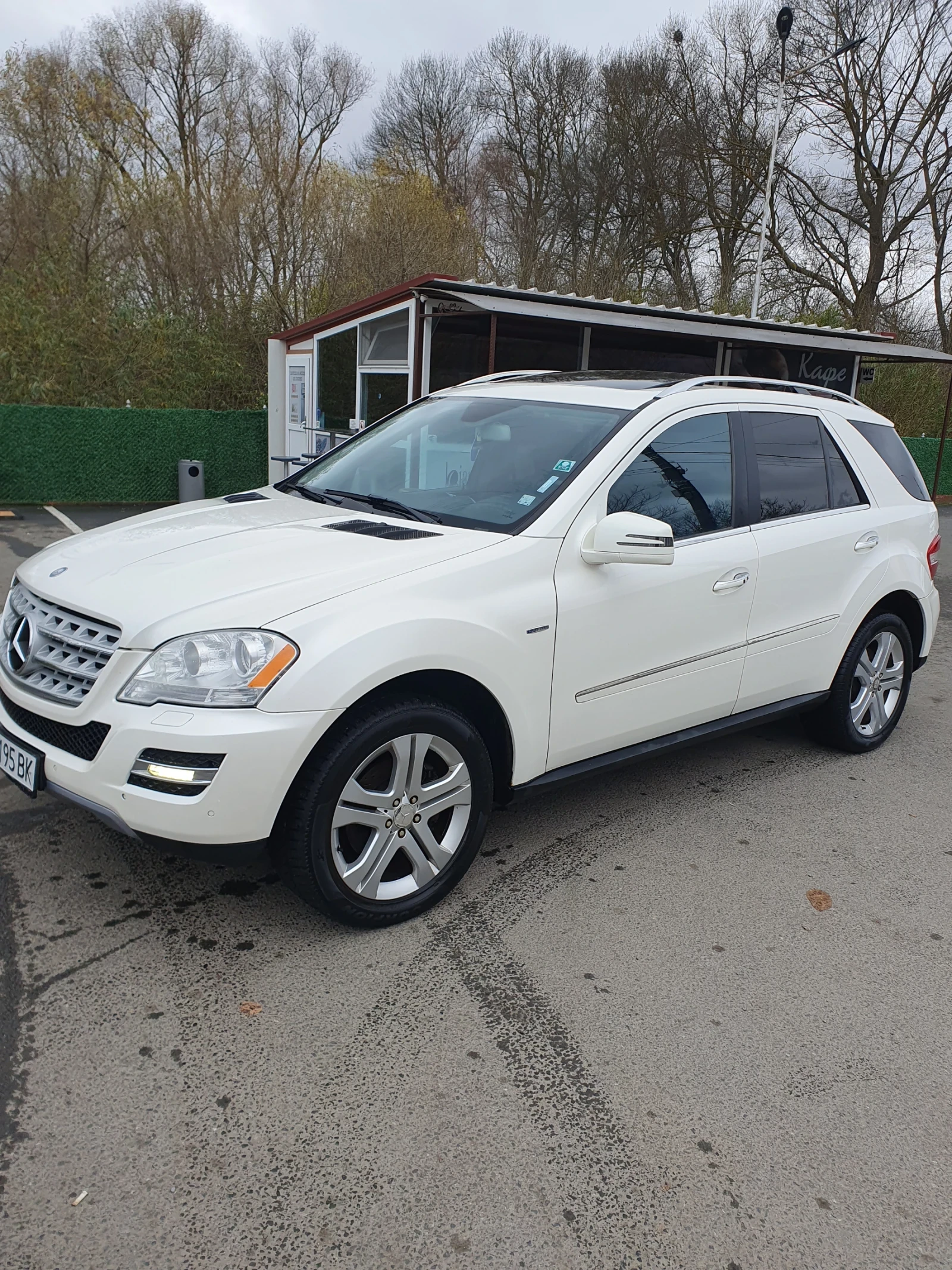Mercedes-Benz ML 350, снимка 2 - Автомобили и джипове - 55187359