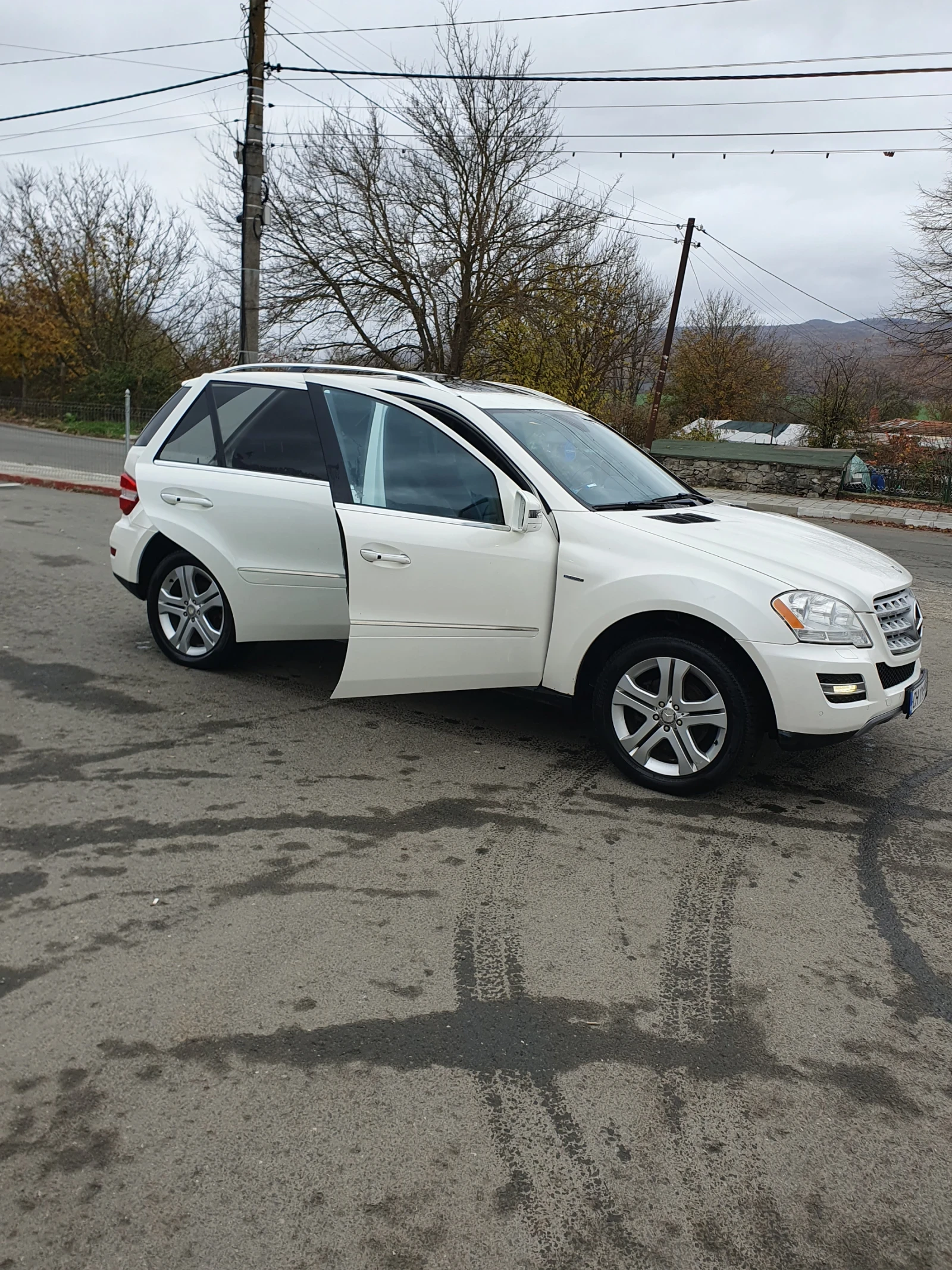Mercedes-Benz ML 350, снимка 7 - Автомобили и джипове - 55187359