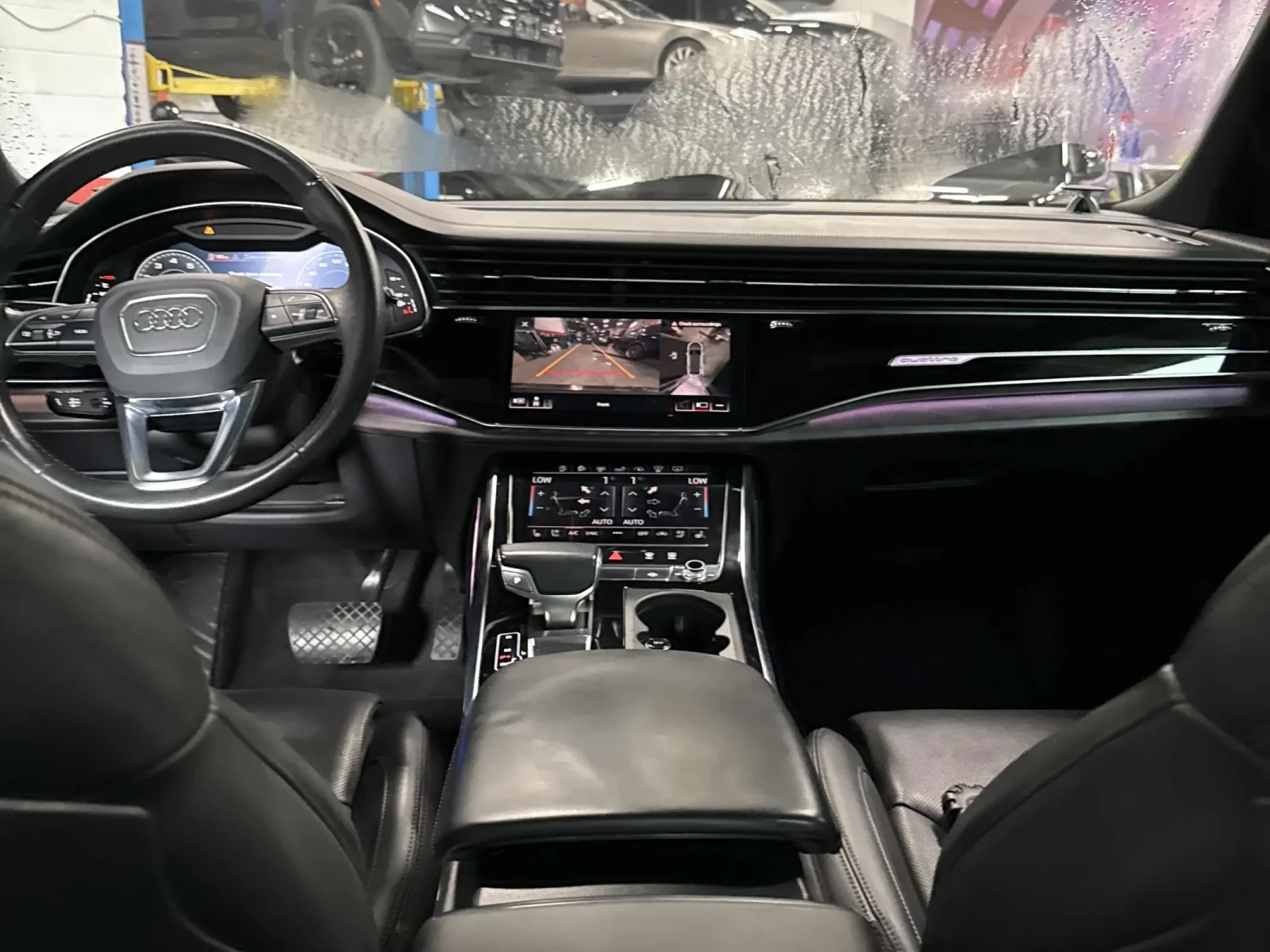 Audi Q8 QUATTRO* ОБДУХ* ПОДГРЕВ* 3D BANG&OLUFSEN* , снимка 10 - Автомобили и джипове - 55782512