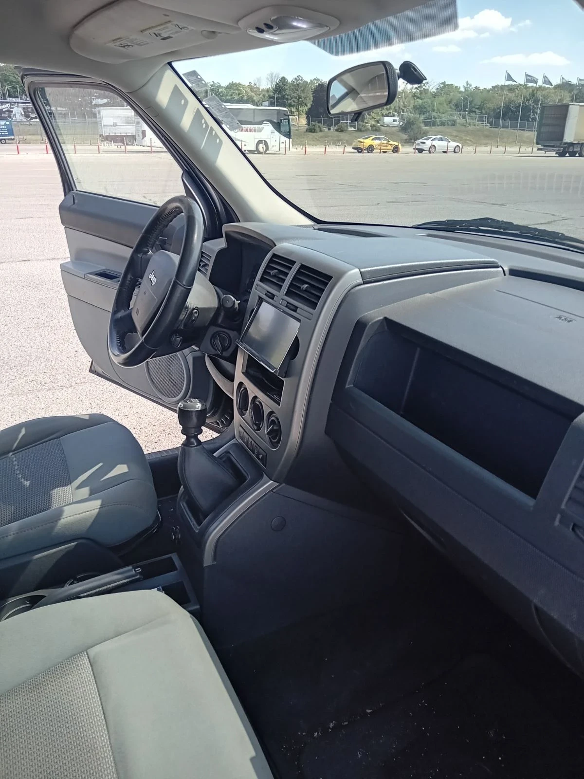 Jeep Patriot, снимка 3 - Автомобили и джипове - 55961334