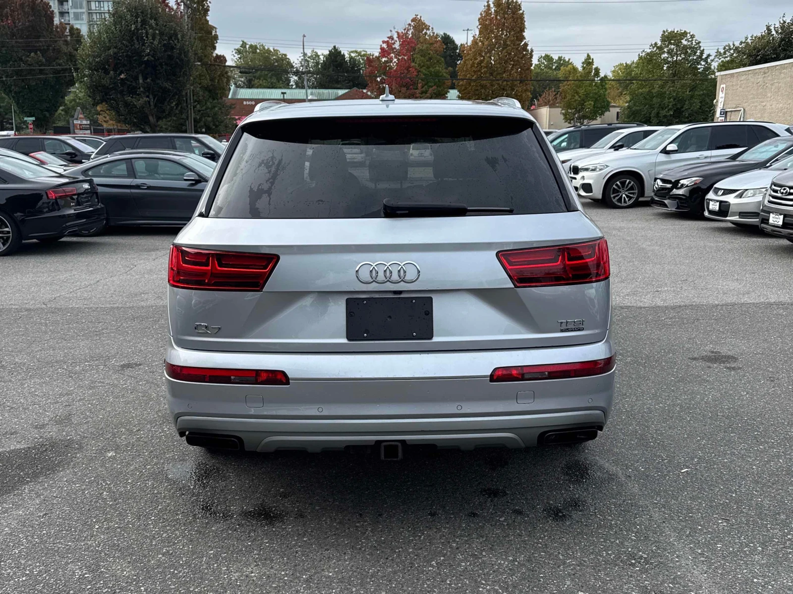 Audi Q7 * 3.0T Progressiv * АВТОКРЕДИТ БЕЗ ПЪРВОНАЧАЛНА, снимка 5 - Автомобили и джипове - 56035251