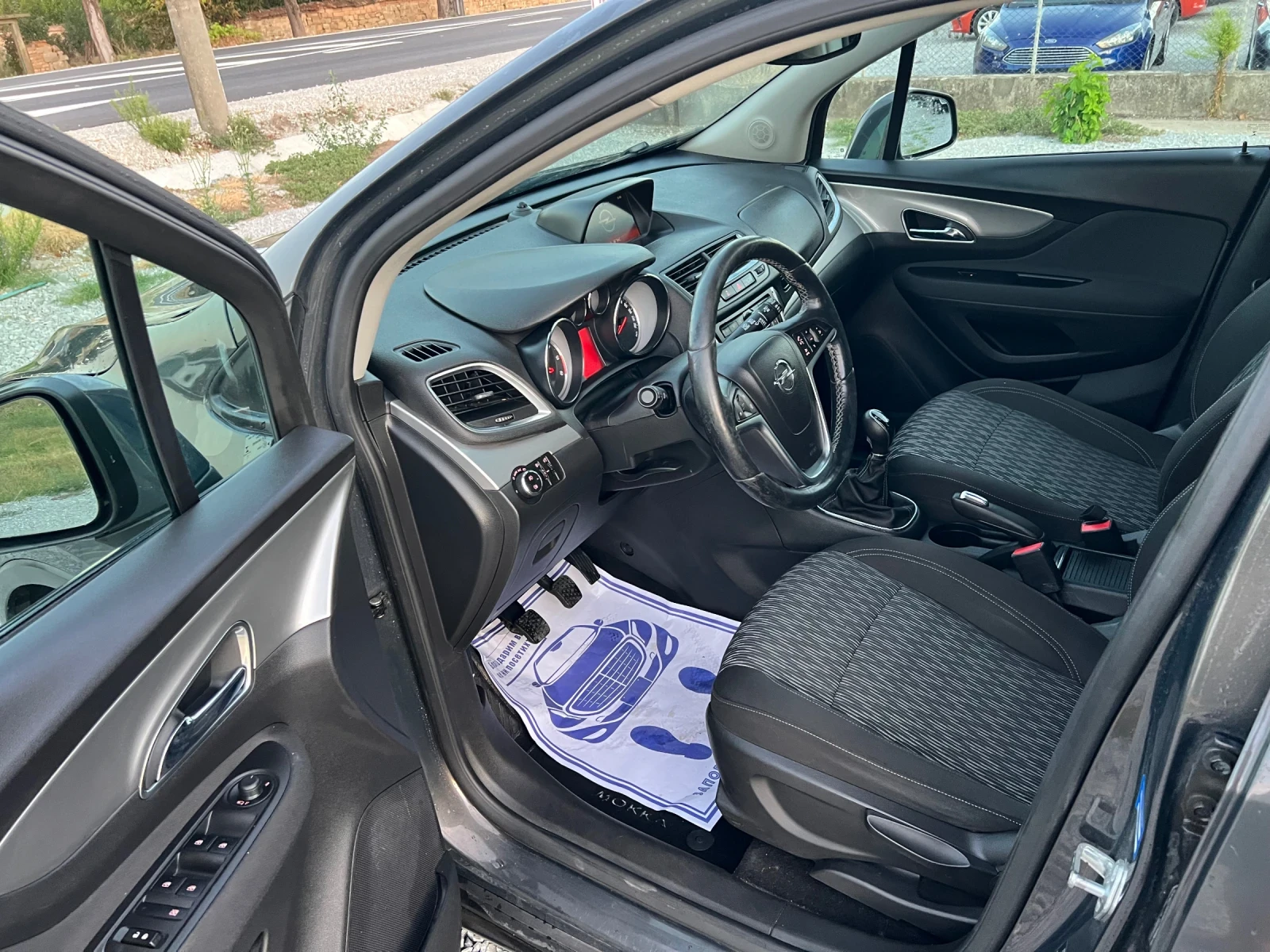 Opel Mokka, снимка 15 - Автомобили и джипове - 56076160