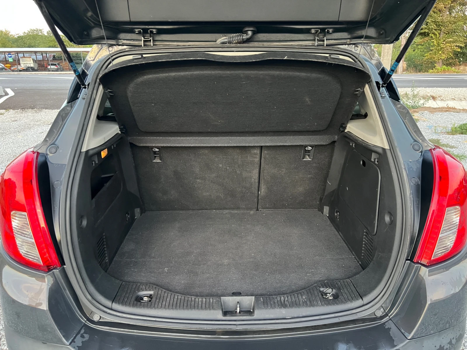 Opel Mokka, снимка 6 - Автомобили и джипове - 56076160