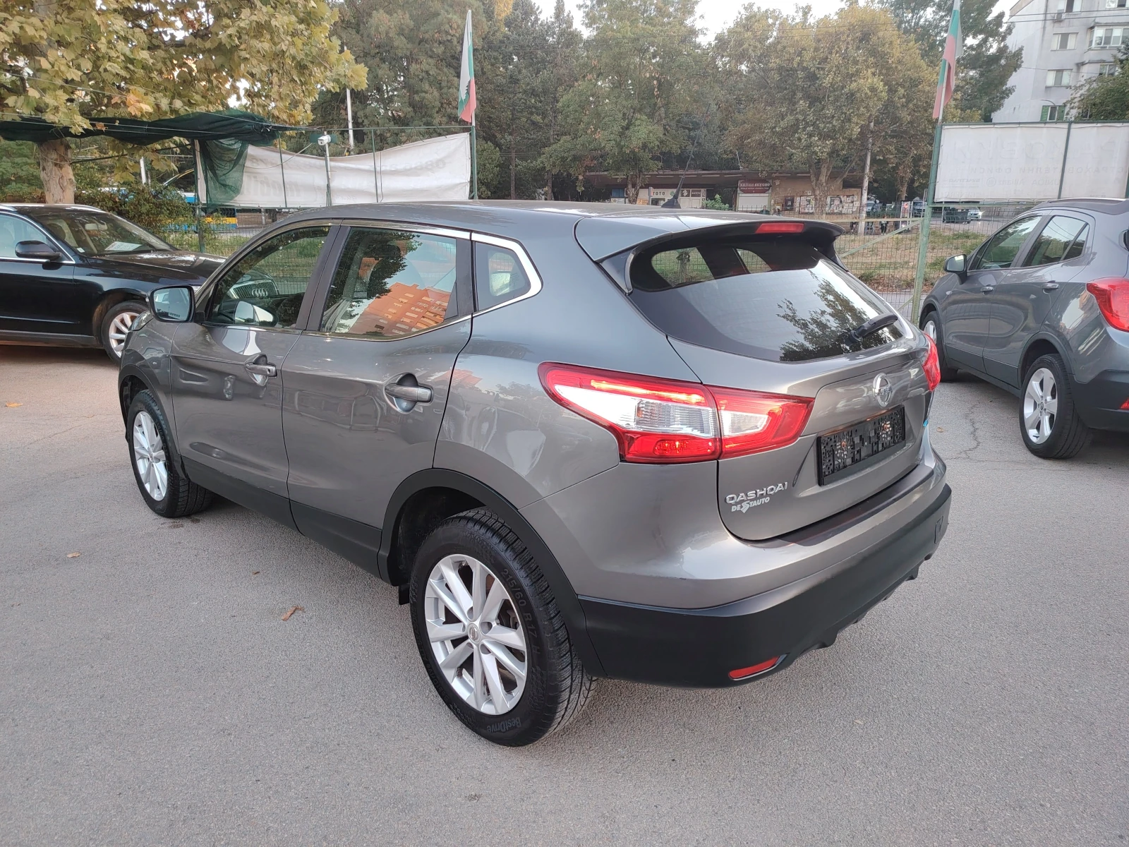 Nissan Qashqai 1.5 BARTER 110, снимка 7 - Автомобили и джипове - 56303017