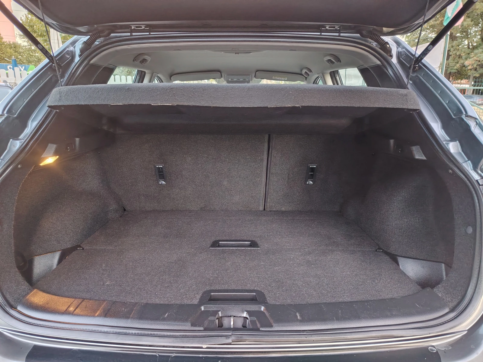 Nissan Qashqai 1.5 BARTER 110, снимка 13 - Автомобили и джипове - 56303017