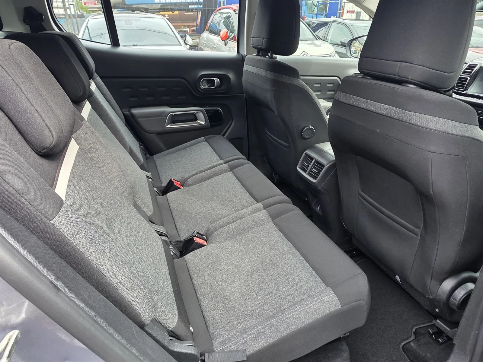 Citroen C5 Aircross 1.2 PureTech Live, снимка 15 - Автомобили и джипове - 56564202