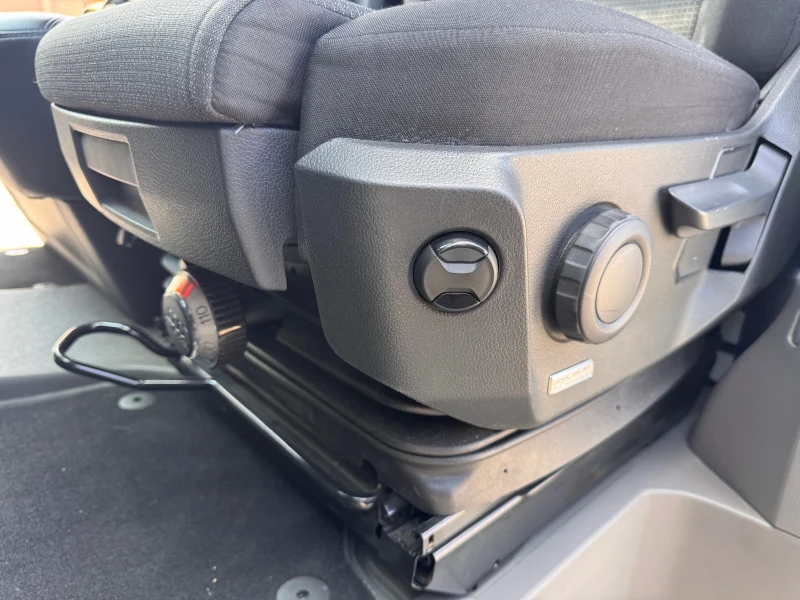 Man TGE 3.180 АТ8 ( автоматик 8ск) 177 коня XXXL, снимка 13 - Бусове и автобуси - 52315904