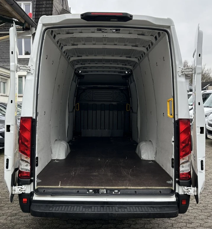 Iveco 35S18 3.0* HI-MATIC* MAXI* LED* ВЪЗГЛАВНИЦИ* 2 СТР.ВРАТИ - изображение 7