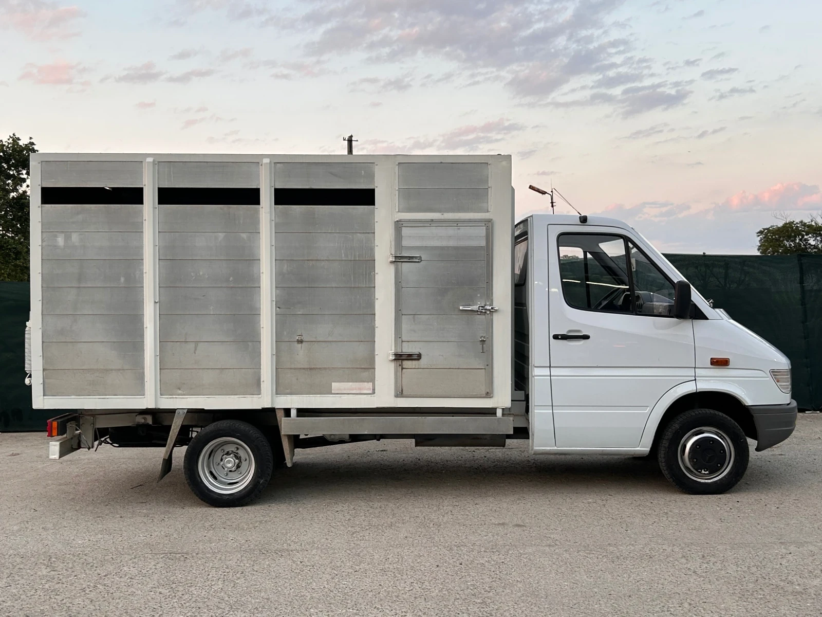 Mercedes-Benz Sprinter 410 Животновъд - изображение 6