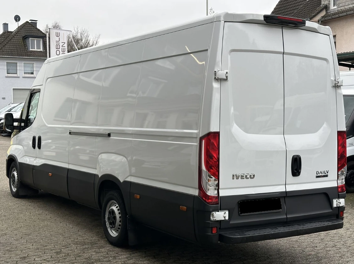 Iveco 35S18 3.0* HI-MATIC* MAXI* LED* ВЪЗГЛАВНИЦИ* 2 СТР.ВРАТИ - изображение 4