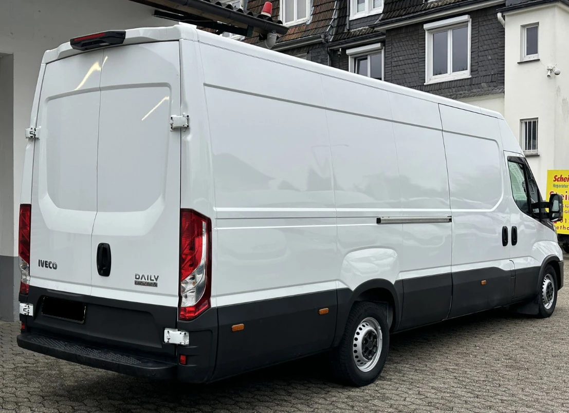 Iveco 35S18 3.0* HI-MATIC* MAXI* LED* ВЪЗГЛАВНИЦИ* 2 СТР.ВРАТИ - изображение 3