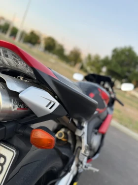 Обява за продажба на Honda Cbr 1000RR ~8 300 лв. - изображение 6 | Auto.bg Обява за продажба на Honda Cbr 1000RR ~8 300 лв. - изображение 6