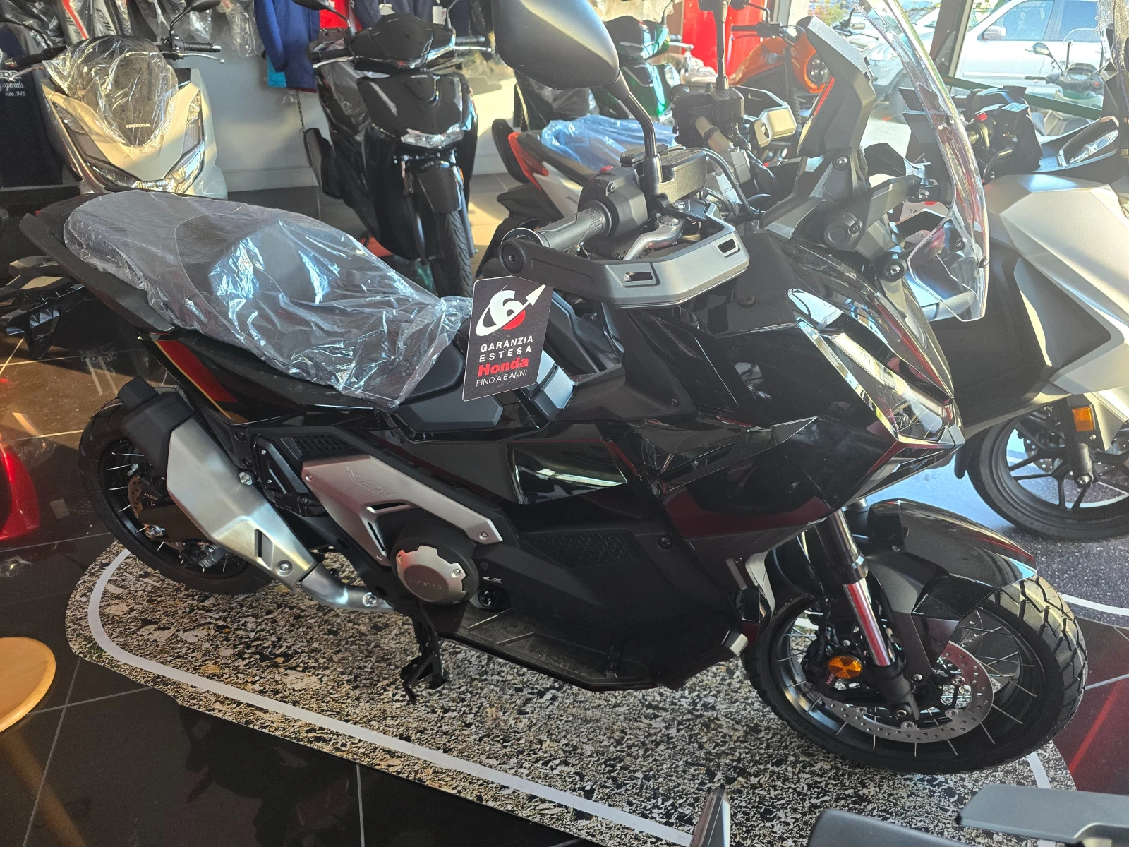 Honda X-ADV 750 2026, снимка 5 - Мотоциклети и мототехника - 54242281