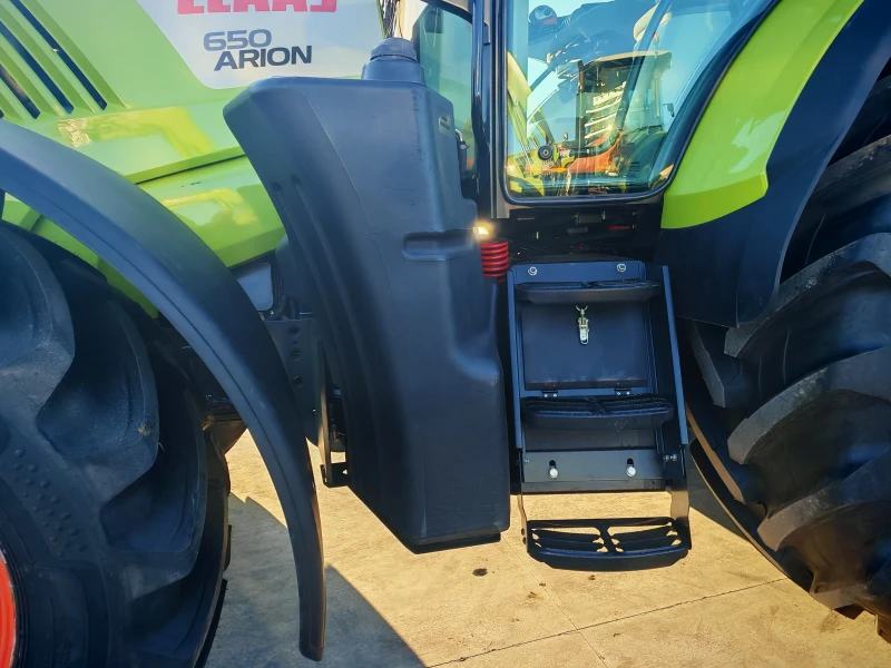 Трактор Claas Arion 650 лизинг с първоначална вноска 20%, снимка 9 - Селскостопанска техника - 53171043