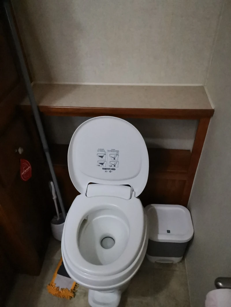 Каравана Други Citation C 34 ET, снимка 13 - Каравани и кемпери - 52624048