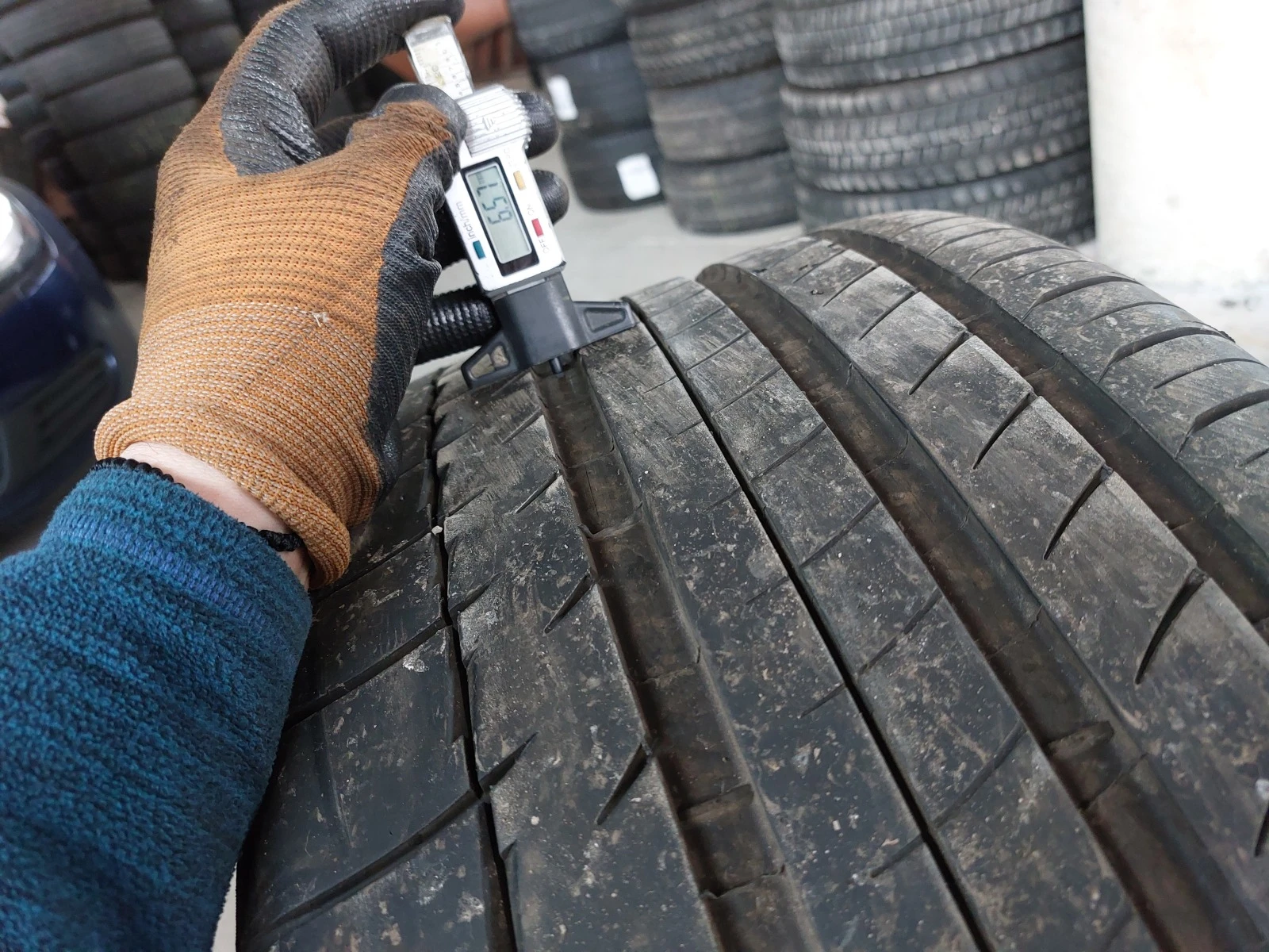 ���� 295/35R21 | Mobile.bg � ����������� 3