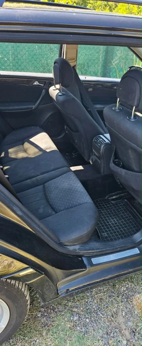 Mercedes-Benz C 200, снимка 11