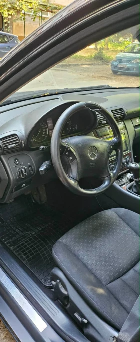 Mercedes-Benz C 200, снимка 6