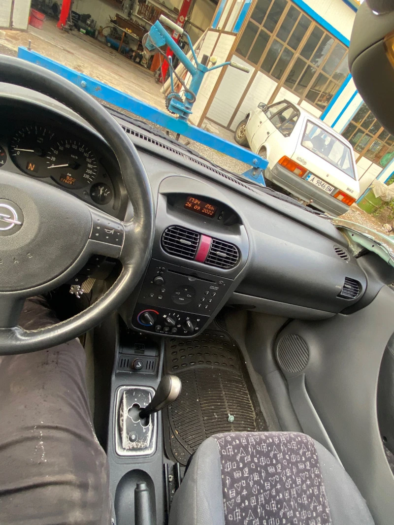 Opel Corsa, снимка 5 - Автомобили и джипове - 41312660