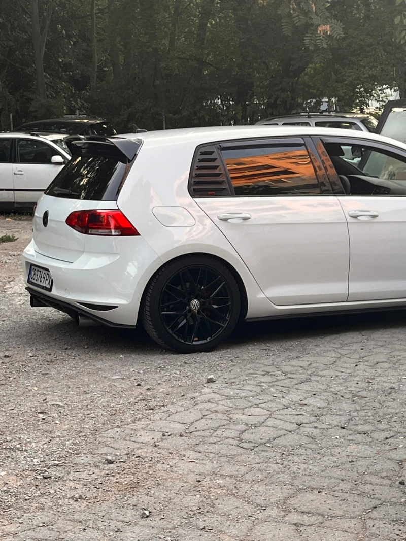 VW Golf 2.0 GTi TSI DSG 500 Edition, снимка 9 - Автомобили и джипове - 46883184