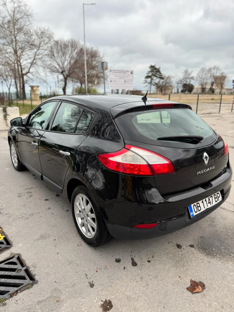 Renault Megane, снимка 4 - Автомобили и джипове - 48491680